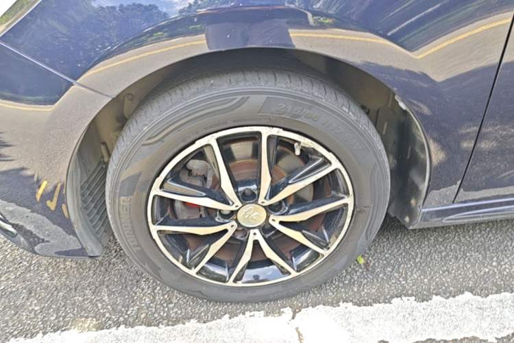 Used BYD Song MAX 2018 1.5T Automatic Smart Connect Luxury 6-Seater Left Front Wheel Hub