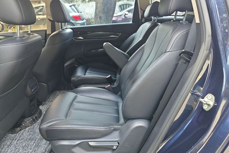 Used BYD Song MAX 2018 1.5T Automatic Smart Connect Luxury 6-Seater Left Rear Seat