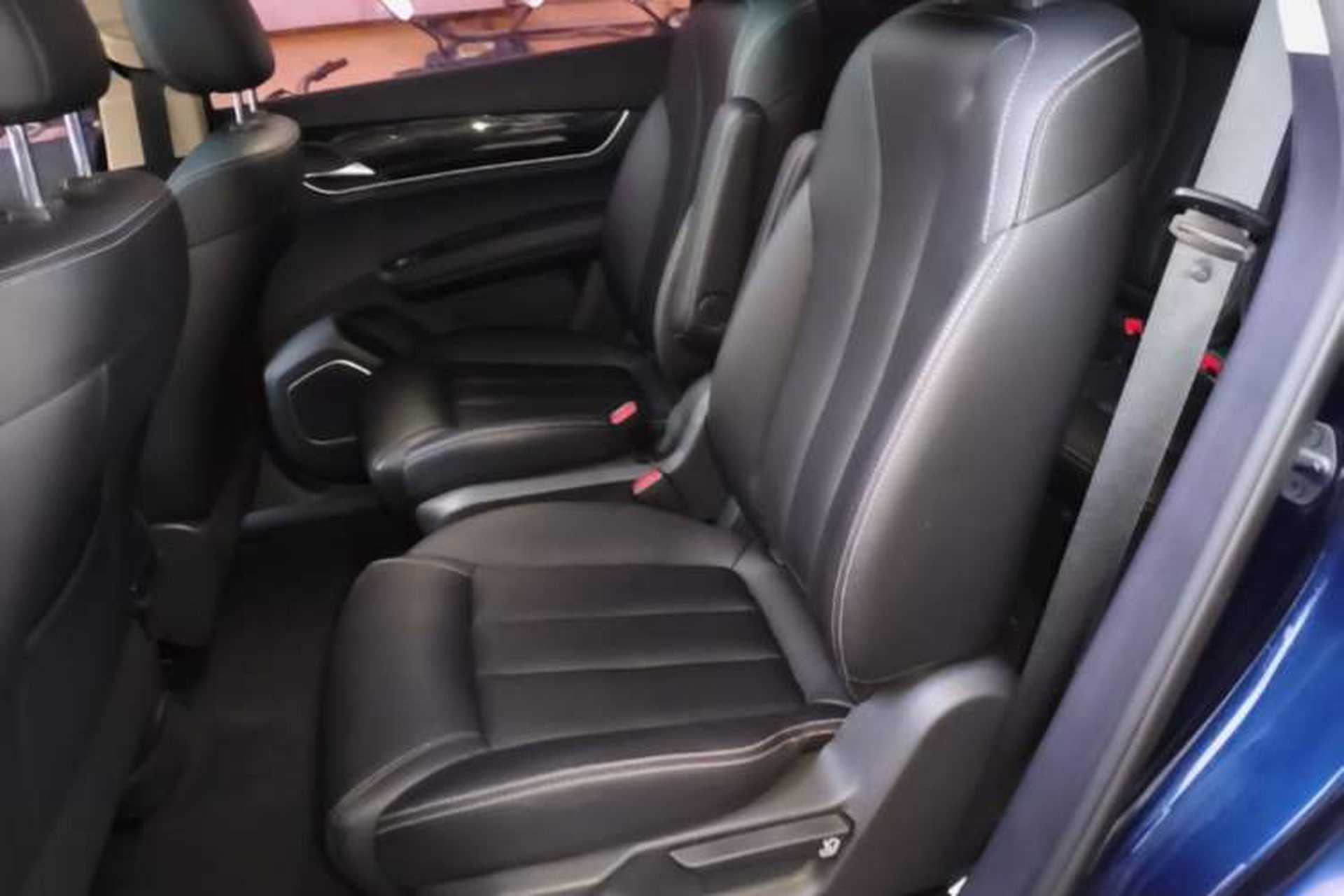 Used BYD Song MAX 2018 1.5T Automatic Smart Connect Elite Model with 6 Seats Left Rear Seat