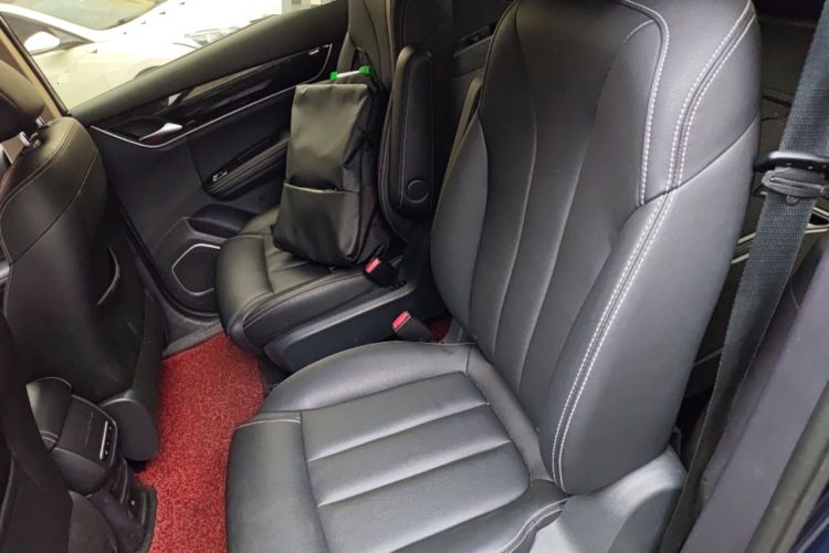 Used BYD Song MAX 2018 1.5T Automatic Smart Connect Luxury 6-Seater Left Rear Seat