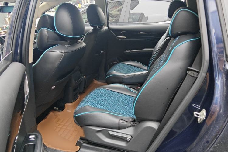 Used BYD Song MAX 2018 1.5T Automatic Smart Connect Elite Model with 6 Seats Left Rear Seat