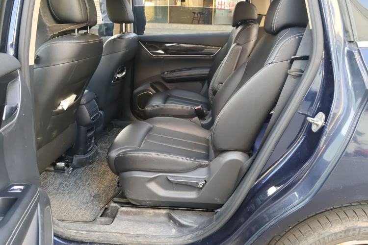 Used BYD Song MAX 2018 1.5T Manual Smart Connect Luxury 6-Seater Left Rear Seat
