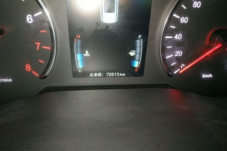 Used BYD Song MAX 2018 1.5T Automatic Smart Connect Elite Model with 6 Seats Odometer Close Up