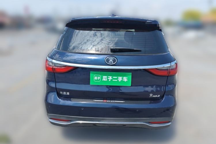 Used BYD Song MAX 2018 1.5T Automatic Smart Connect Luxury 6-Seater Rear
