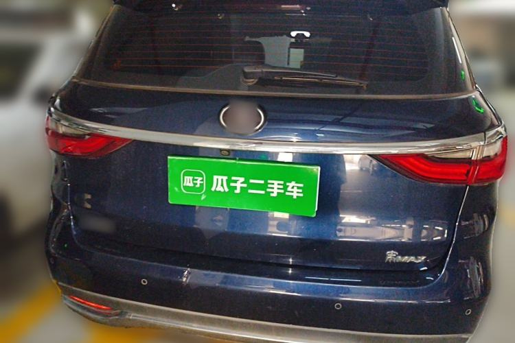 Used BYD Song MAX 2018 1.5T Automatic Smart Connect Elite Model with 6 Seats Rear