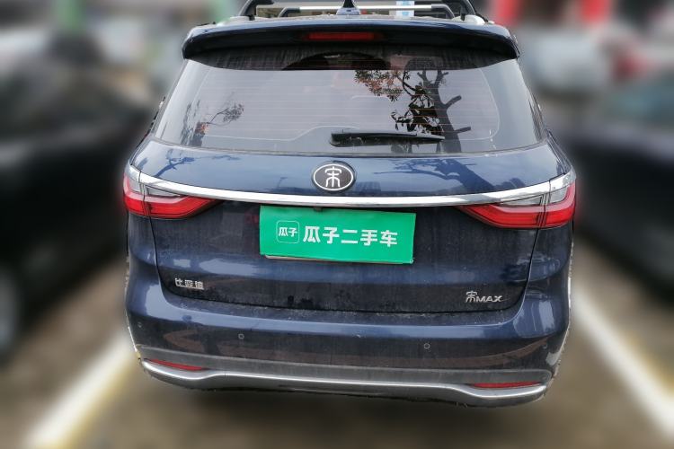 Used BYD Song MAX 2018 1.5T Automatic Smart Connect Elite Model with 6 Seats Rear