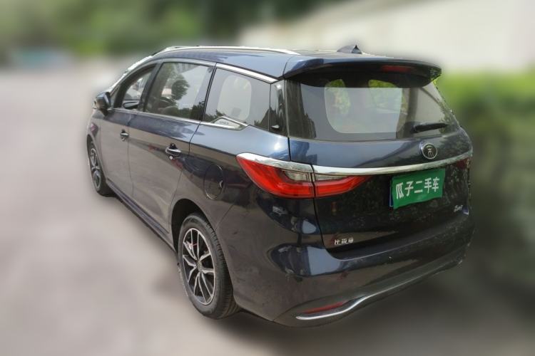 Used BYD Song MAX 2018 1.5T Automatic Smart Connect Elite Model with 6 Seats Rear Left 45 Deg