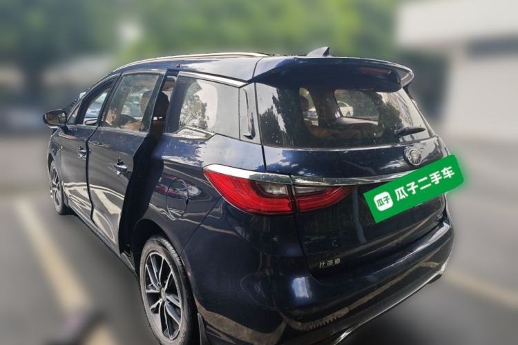 Used BYD Song MAX 2018 1.5T Automatic Smart Connect Elite Model with 6 Seats Rear Left 45 Deg