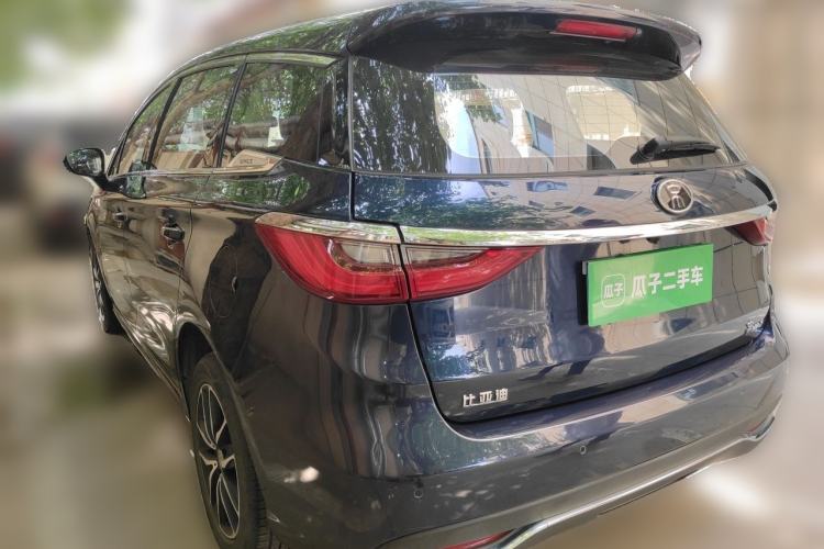 Used BYD Song MAX 2018 1.5T Automatic Smart Connect Elite Model with 6 Seats Rear Left 45 Deg