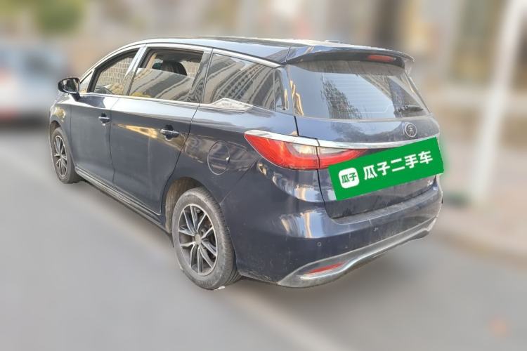 Used BYD Song MAX 2018 1.5T Manual Smart Connect Luxury 6-Seater Rear Left 45 Deg