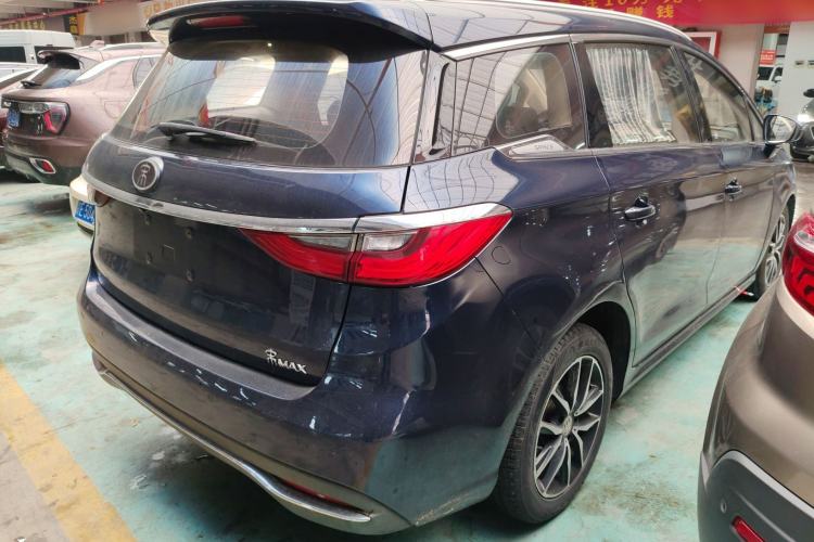 Used BYD Song MAX 2018 1.5T Automatic Smart Connect Elite Model with 6 Seats Rear Right 45 Deg