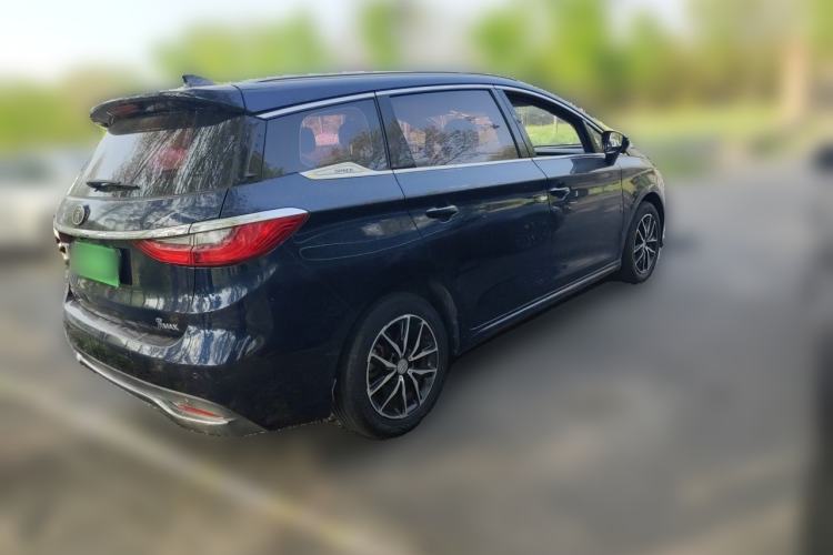 Used BYD Song MAX 2018 1.5T Automatic Smart Connect Elite Model with 6 Seats Rear Right 45 Deg