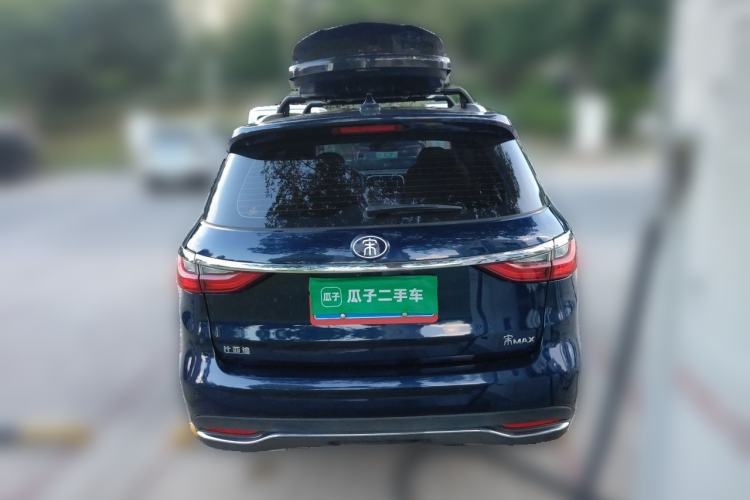Used BYD Song MAX 2018 1.5T Automatic Smart Connect Elite Model with 6 Seats Rear