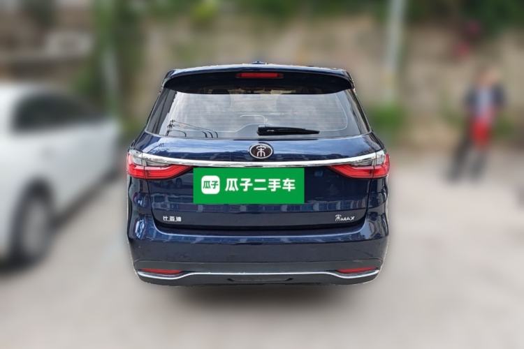 Used BYD Song MAX 2018 1.5T Automatic Smart Connect Luxury 6-Seater Rear