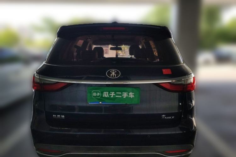 Used BYD Song MAX 2018 1.5T Automatic Smart Connect Elite Model with 6 Seats Rear
