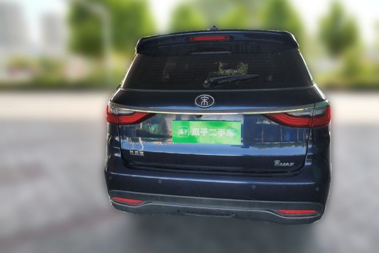 Used BYD Song MAX 2018 1.5T Automatic Smart Connect Elite Model with 6 Seats Rear