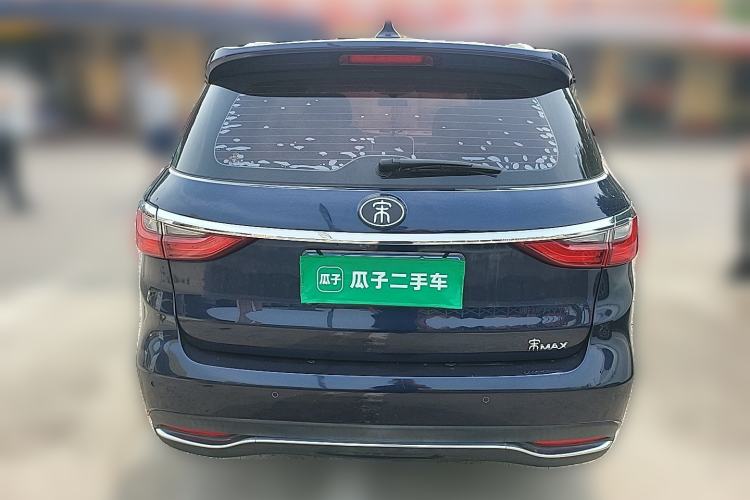 Used BYD Song MAX 2018 1.5T Automatic Smart Connect Elite Model with 6 Seats Rear