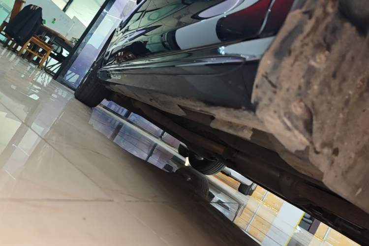 Used BYD Song MAX 2018 1.5T Automatic Smart Connect Luxury 6-Seater Right Side Sill