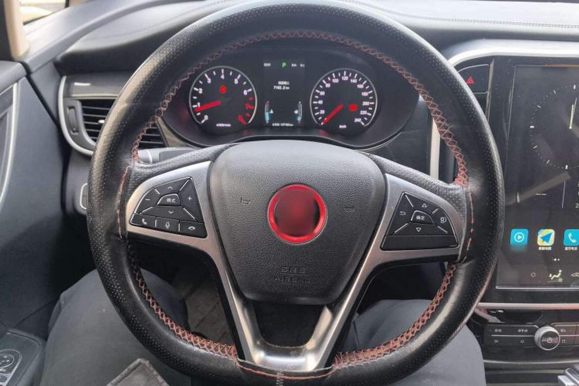 Used BYD Song MAX 2018 1.5T Automatic Smart Connect Elite Model with 6 Seats Steering Wheel