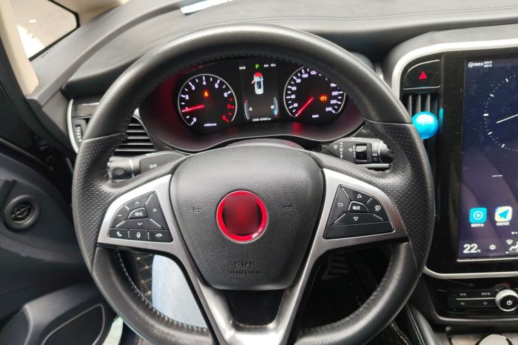 Used BYD Song MAX 2018 1.5T Automatic Smart Connect Elite Model with 6 Seats Steering Wheel