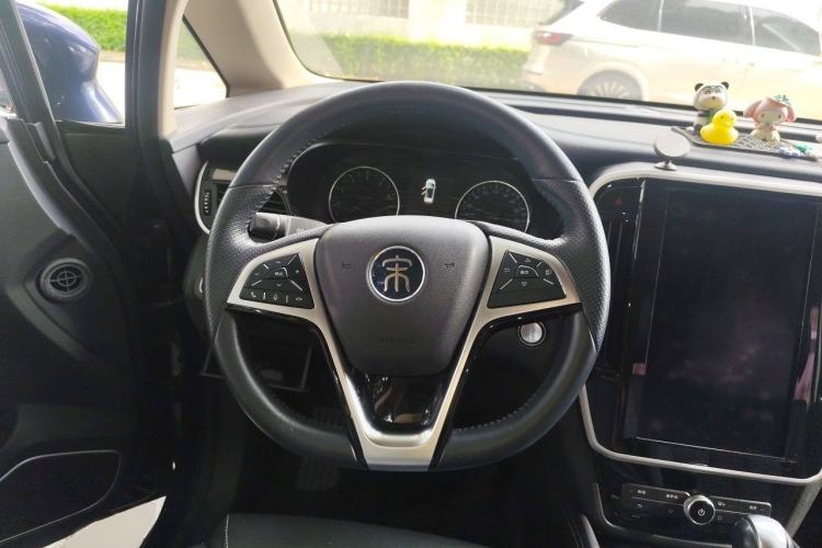 Used BYD Song MAX 2018 1.5T Automatic Smart Connect Elite Model with 6 Seats Steering Wheel