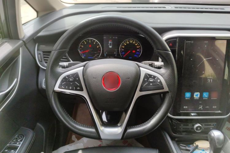 Used BYD Song MAX 2018 1.5T Automatic Smart Connect Elite Model with 6 Seats Steering Wheel