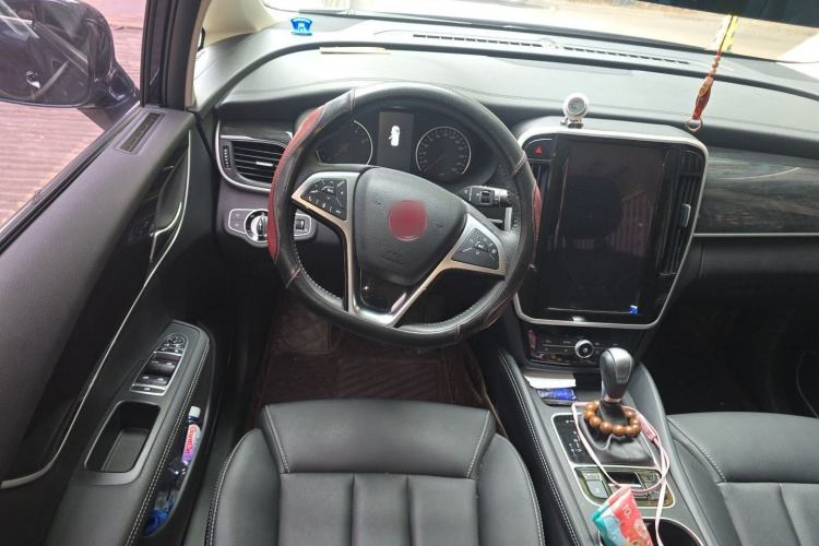 Used BYD Song MAX 2018 1.5T Automatic Smart Connect Luxury 6-Seater Steering Wheel