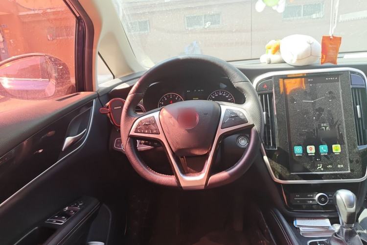 Used BYD Song MAX 2018 1.5T Automatic Smart Connect Elite Model with 6 Seats Steering Wheel