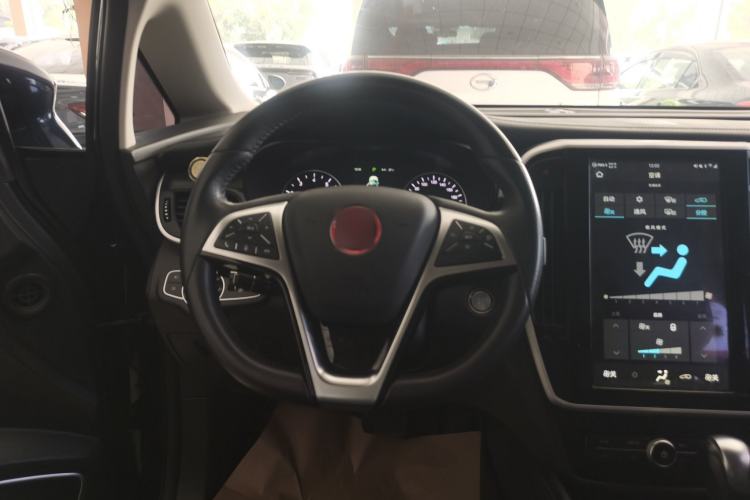 Used BYD Song MAX 2018 1.5T Automatic Smart Connect Elite Model with 6 Seats Steering Wheel