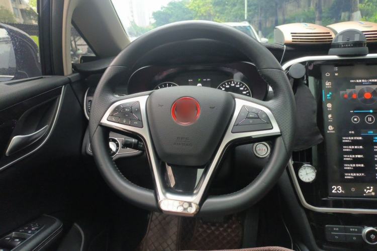 Used BYD Song MAX 2018 1.5T Automatic Smart Connect Elite Model with 6 Seats Steering Wheel