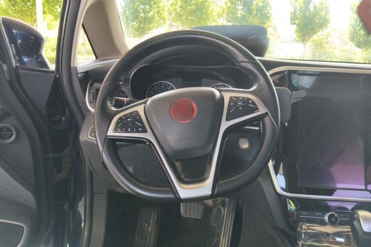 Used BYD Song MAX 2018 1.5T Automatic Smart Connect Elite Model with 6 Seats Steering Wheel