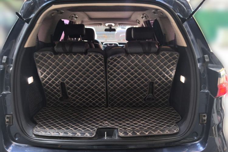 Used BYD Song MAX 2018 1.5T Automatic Smart Connect Elite Model with 6 Seats Trunk
