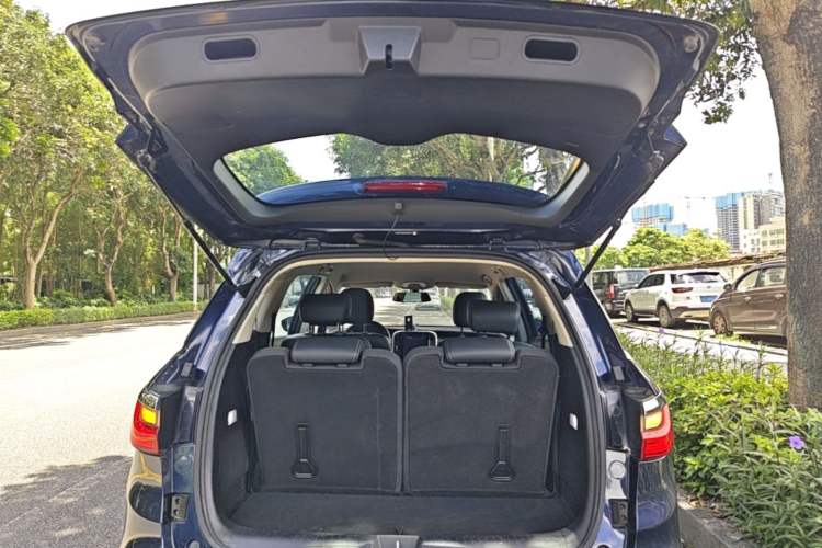 Used BYD Song MAX 2018 1.5T Automatic Smart Connect Luxury 6-Seater Trunk