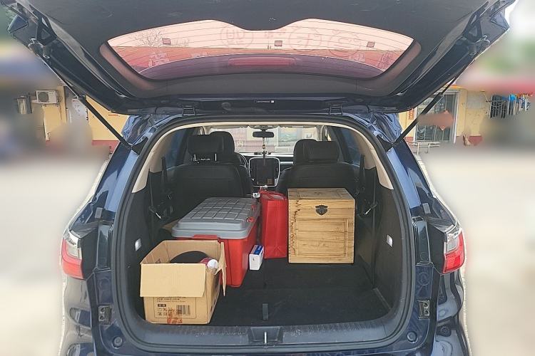 Used BYD Song MAX 2018 1.5T Automatic Smart Connect Elite Model with 6 Seats Trunk