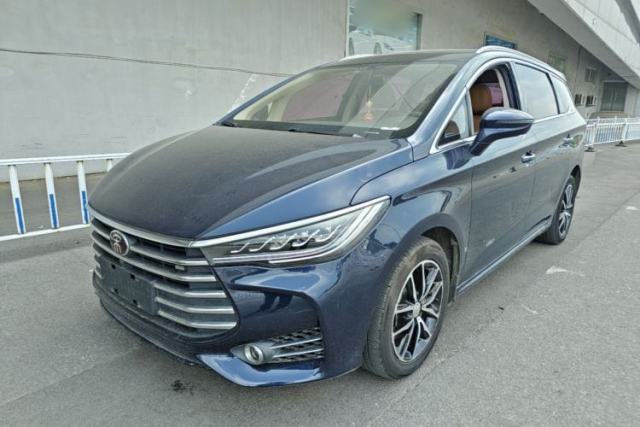 Ojetý BYD Song MAX 2018 1.5T Automatic Smart Connect Elite Model with 6 Seats