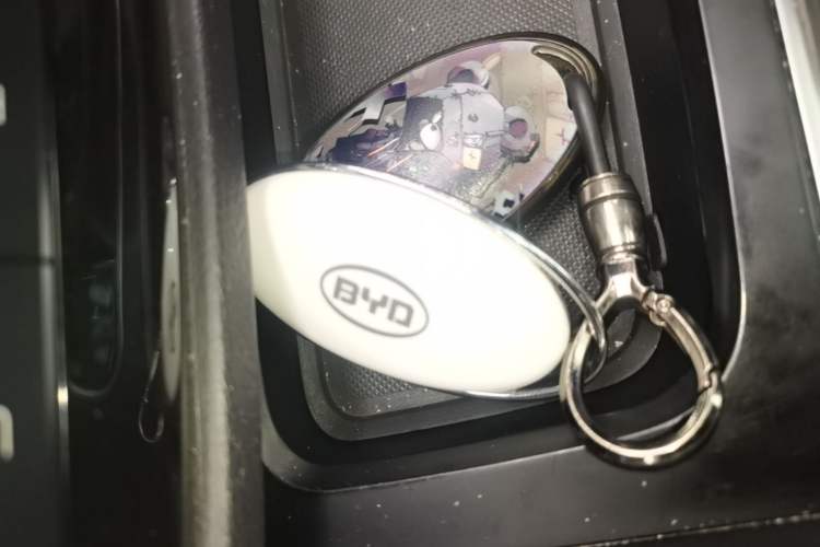 Used BYD Song MAX 2018 1.5T Automatic Smart Connect Luxury 7-Seater Vehicle Key