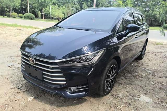 Used BYD Song MAX 2018 1.5T Automatic Smart Connect Luxury 6-Seater