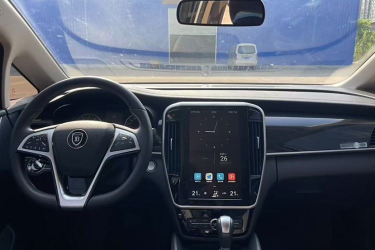 Used BYD Song MAX 2018 1.5T Automatic Smart Connect Elite Model with 6 Seats Interior 1