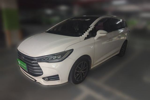Used BYD Song MAX 2018 1.5T Automatic Smart Connect Elite Model with 6 Seats
