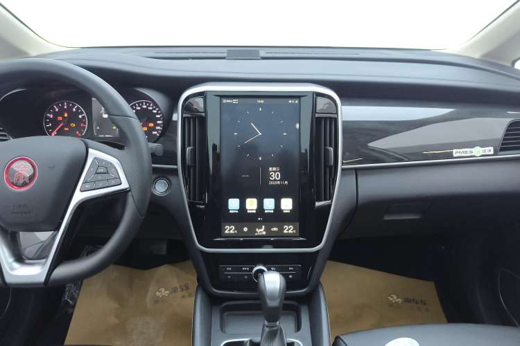 Used BYD Song MAX 2018 1.5T Automatic Smart Connect Flagship Model 6 Seats Audio And AC Panel