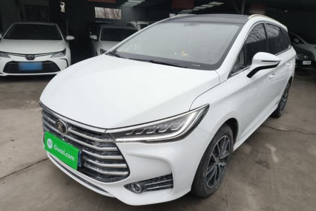 BYD Song MAX 2018 1.5T Automatic Smart Connect Elite Model with 6 Seats usado