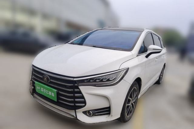 Used BYD Song MAX 2018 1.5T Automatic Smart Connect Elite Model with 6 Seats