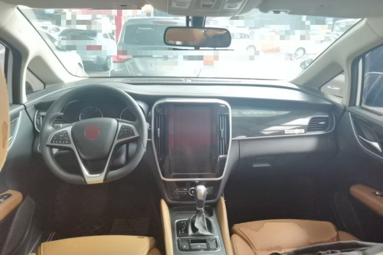 Used BYD Song MAX 2018 1.5T Automatic Smart Connect Elite Model with 6 Seats Center Console