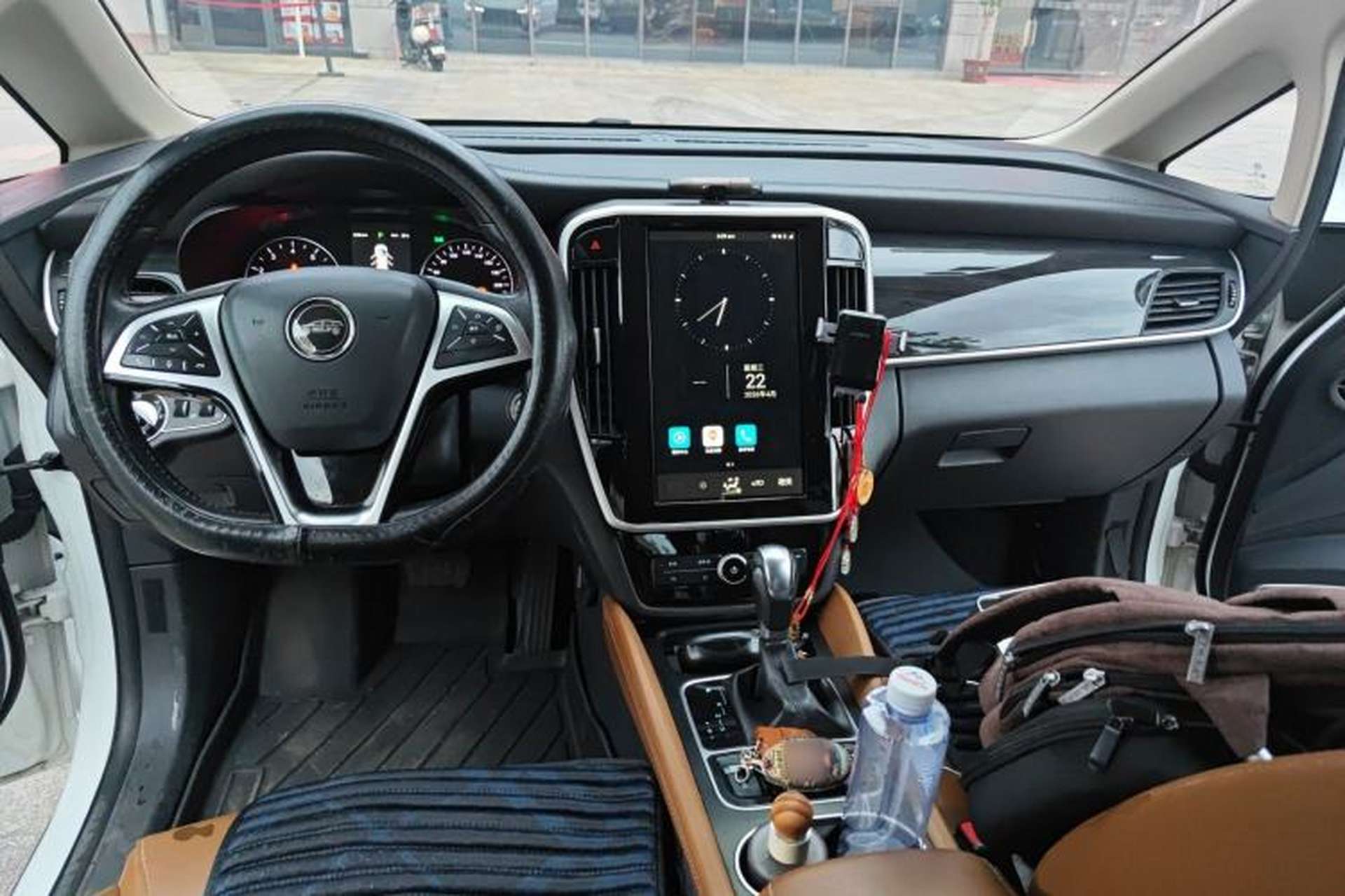 Used BYD Song MAX 2018 1.5T Automatic Smart Connect Luxury 6-Seater Center Console