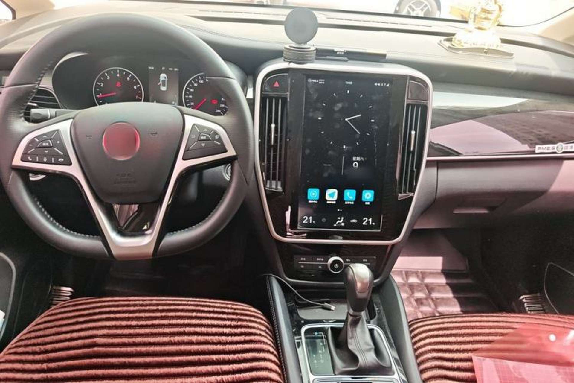 Used BYD Song MAX 2018 1.5T Automatic Smart Connect Luxury 6-Seater Center Console