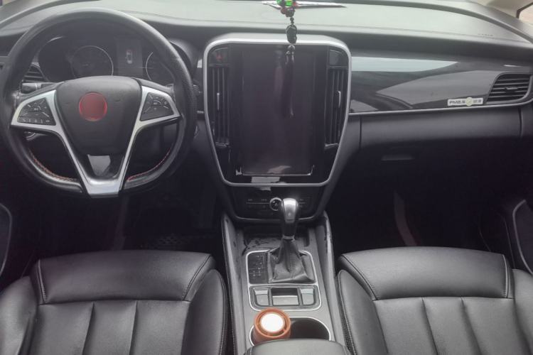 Used BYD Song MAX 2018 1.5T Automatic Smart Connect Elite Model with 6 Seats Center Console
