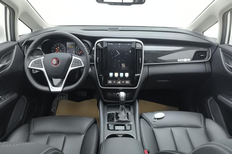 Used BYD Song MAX 2018 1.5T Automatic Smart Connect Flagship Model 6 Seats Center Console