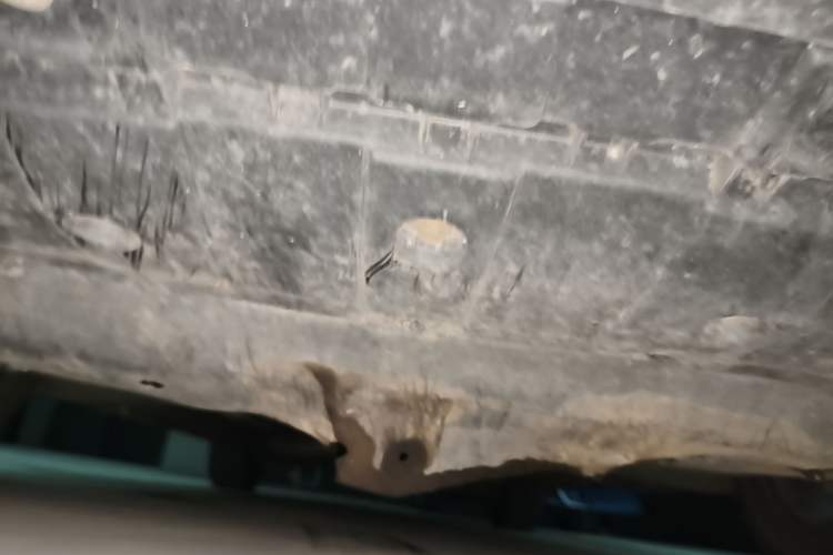 Used BYD Song MAX 2018 1.5T Automatic Smart Connect Elite Model with 6 Seats Chassis Front