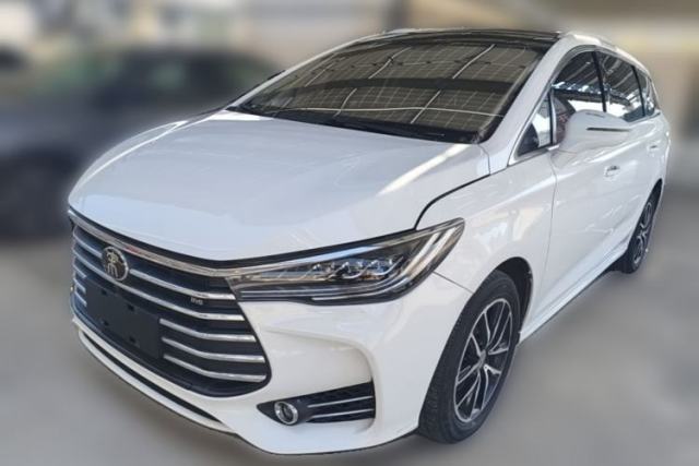 Used BYD Song MAX 2018 1.5T Automatic Smart Connect Elite Model with 6 Seats