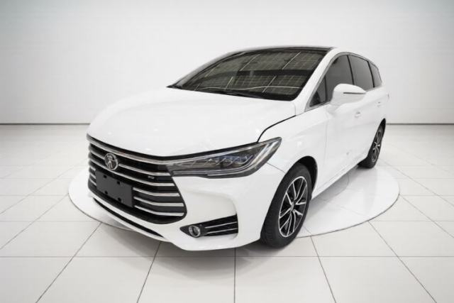 BYD Song MAX 2018 1.5T Automatic Smart Connect Elite Model with 6 Seats usado